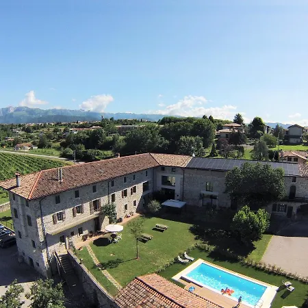 Borgo Floreani Farm stay *